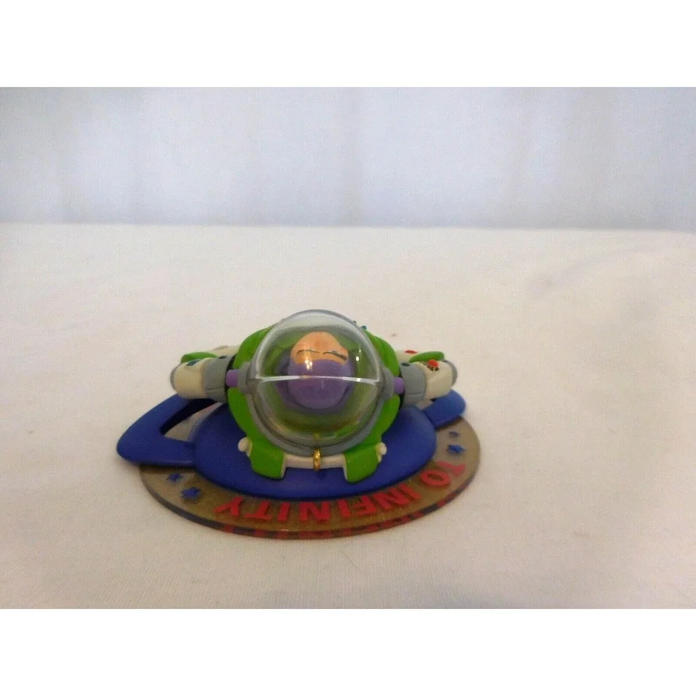 Hallmark 2000 buzz